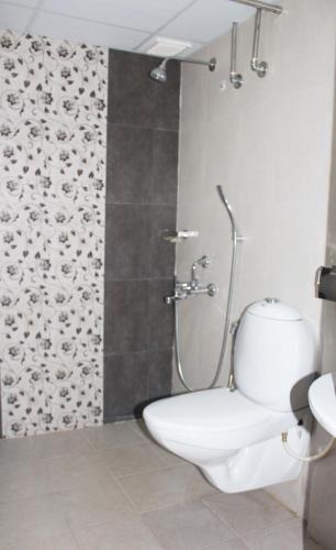 Ένα μπάνιο στο Stayzone 365 Inn