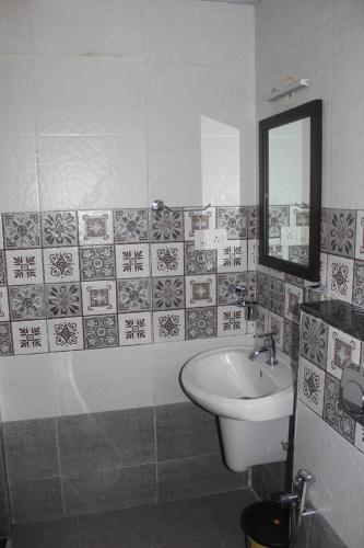 Ένα μπάνιο στο Stayzone 365 Inn