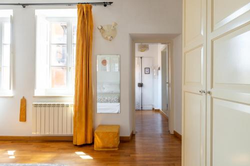 Piazza Navona Rooftop Retreat B