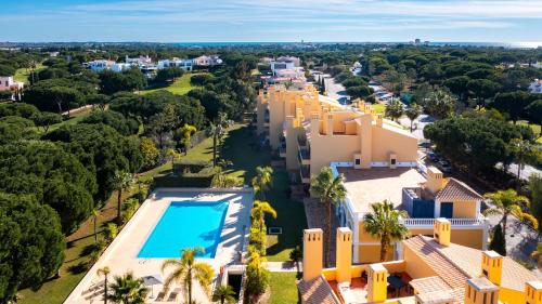 F5 Vila Sol AI Pool & Golf in Vilamoura