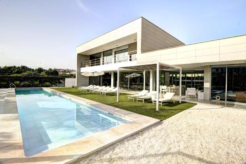 Beach & Golf Luxury Villa Alicante, Alicante – Updated 2022 ...