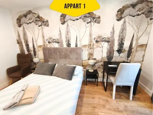 CASA REINE JEANNE- ideal groups & family -CENTRAL near train station - PARKING - New&CONFORT-AC photo 59