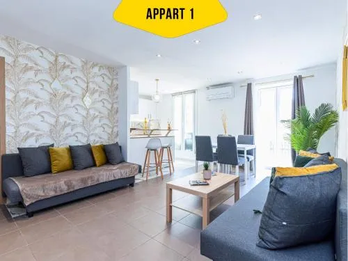 CASA REINE JEANNE- ideal groups & family -CENTRAL near train station - PARKING - New&CONFORT-AC photo 39