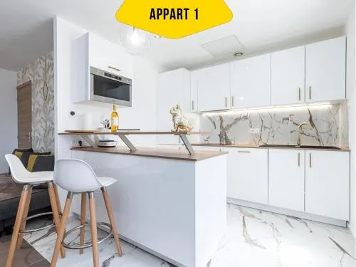 CASA REINE JEANNE- ideal groups & family -CENTRAL near train station - PARKING - New&CONFORT-AC photo 41