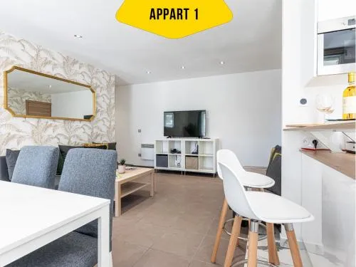 CASA REINE JEANNE- ideal groups & family -CENTRAL near train station - PARKING - New&CONFORT-AC photo 44