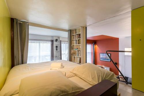 Superb Loft with unique design heart of Lyon