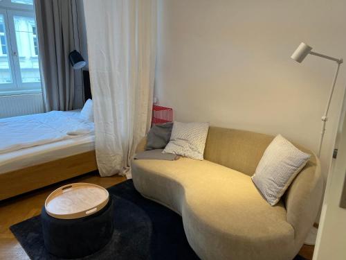 Schickes Apartment nähe AKH-MedUni - Währingerpark 24-7 check in