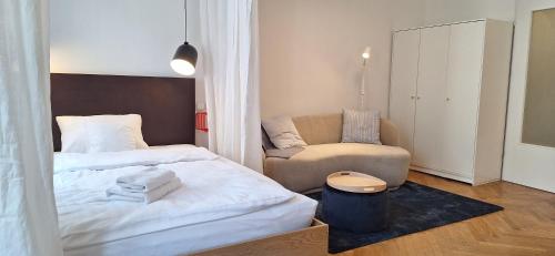Schickes Apartment nähe AKH-MedUni - Währingerpark 24-7 check in