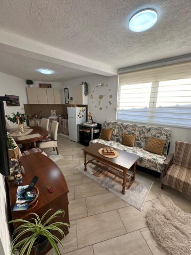 Dapur atau dapur kecil di Apartman Darija 3
