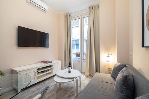 H2M Capitan Balcony & patio in the city center
