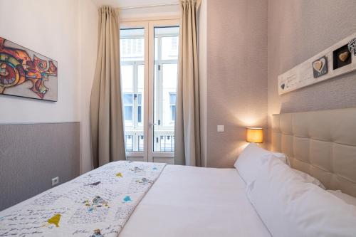 H2M Capitan Balcony & patio in the city center