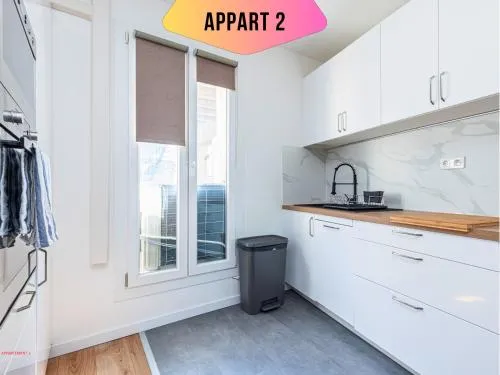 CASA REINE JEANNE- ideal groups & family -CENTRAL near train station - PARKING - New&CONFORT-AC photo 12