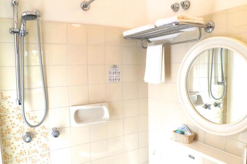 Koupelna v ubytování B&B Domus Mea