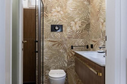 M11 Isola Apt, M3 Duomo Centrale Trilocale con due bagni, Wifi e AC