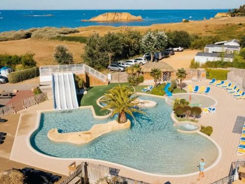 ZEcamping 5 étoiles piscine chauffée au cœur des marais salants