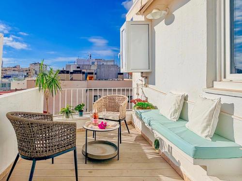 Bonaire Penthouse Sitges 2 terraces steps from beach