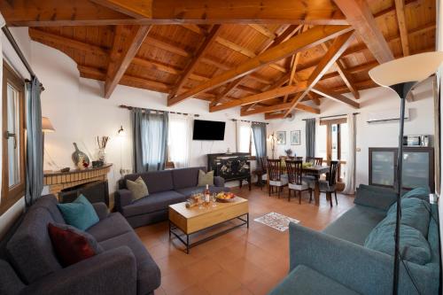 Casa di Columns with Magnificent Sea View, near the center