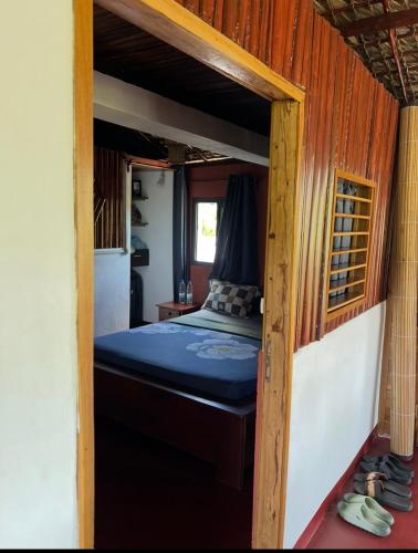 เตียงในห้องที่ Villa Magic