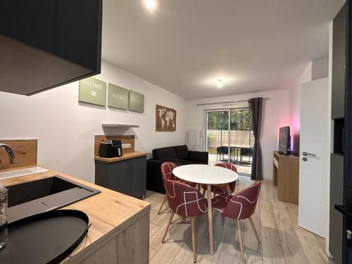 Maison 'Home Bien-Être' 30m2 avec terrasse et jardin