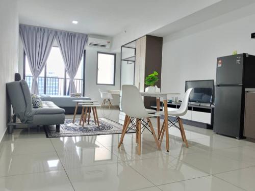 Alinea Suites Shah Alam by Goldenrose