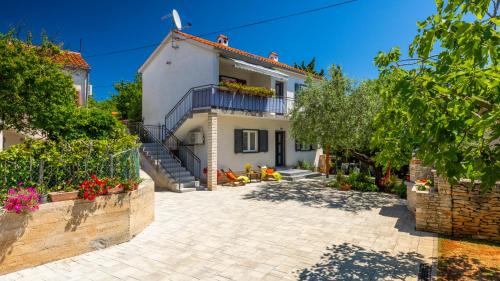 Apartman Nina by Villas Guide