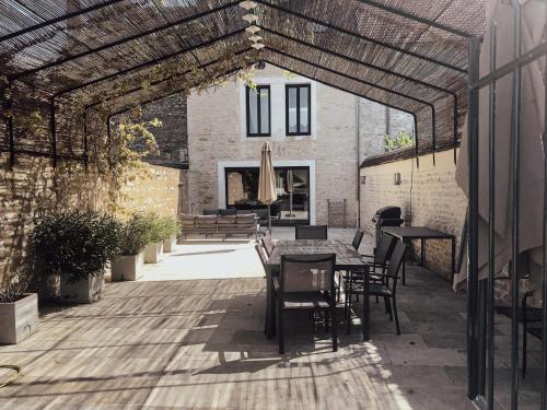Maison de Pauline, Chablis Vineyard