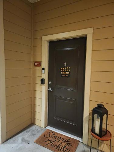 Gallery image of New Look! Book Friday & Saturday get Sunday Free Ready for Work or Play "Sleeps 4" in Charlotte