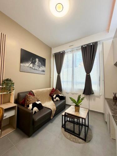 Charming Apartment in Paris Center Metro 6 Glacière & M7 Les Gobelins