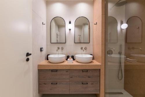Piraeus Terra Residence - Family 2 BDRM by MPS
