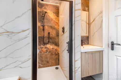 Ideal Stay for Business Travellers, Contractors, and Families near NEC, Belfry, Birmingham Resorts World, and Drayton Manor photo 24