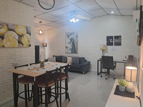 Zona d'estar a La Cima House-Studio