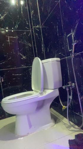 Relaxe casa tesisinde bir banyo