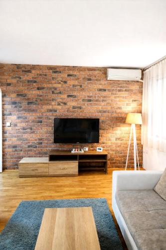 Foto Central 2 Bedroom Apartment Near Clinical Center & Diamond Mall 5