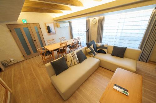PREMIER suite Shinjuku West 3F 4F