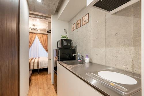 -Centray Okachimachi 102- 1 minute to Akihabara Station and Ueno Station without transfers!