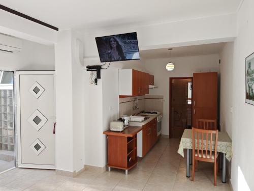 Apartment Paladin