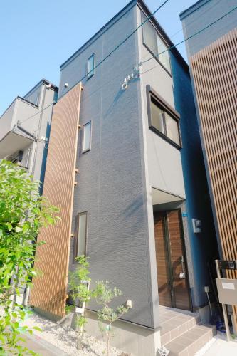 和居 泽 清潔感のある3階建てのお部屋でゆっくり過ごせる宿