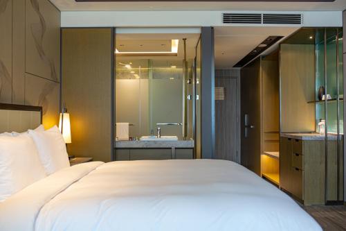 Et badeværelse på Daegu Marriott Hotel