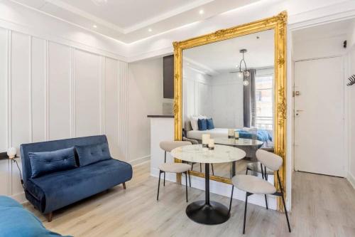 Cozy studio Paris 17th near Arc de Triomphe
