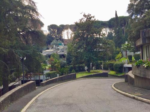 Farnesina Ponte Milvio Foro Italico luxury loft with private box parking