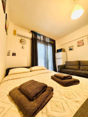 Athenian Riviera beach apartment