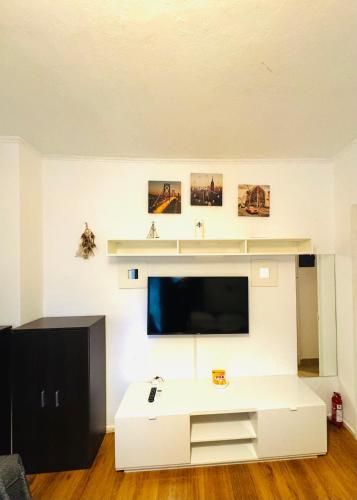 Athenian Riviera beach apartment