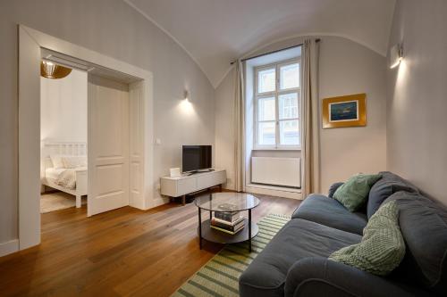 Deluxe Apartment Talia