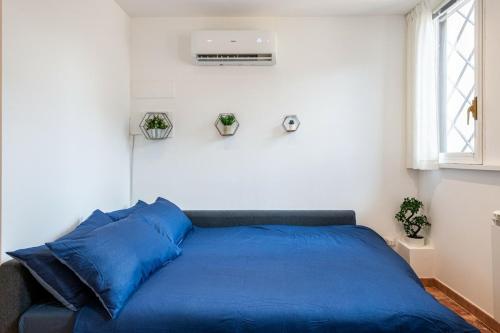 Iris Apartment with Jacuzzi - Easy City Access