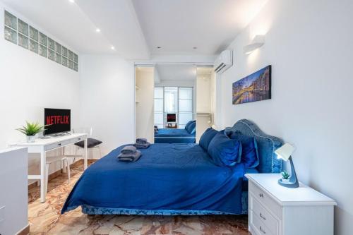 Iris Apartment with Jacuzzi - Easy City Access