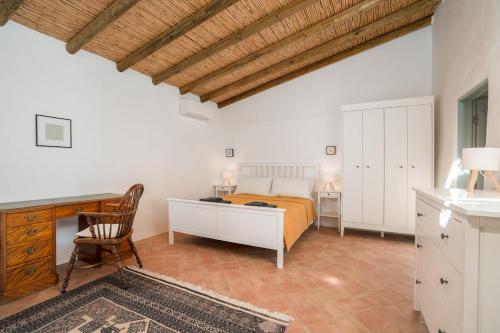 Ninho House, Callebanda Barracol