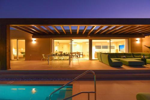 Kaiman 23 by VillaGranCanaria