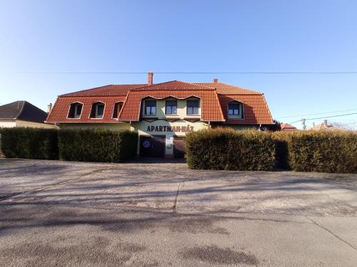 Apartmanház Mohács