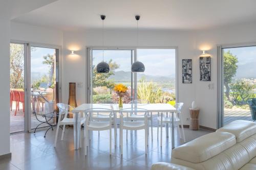 Villa SOPRA - Sea View & Pool - Porto-Vecchio