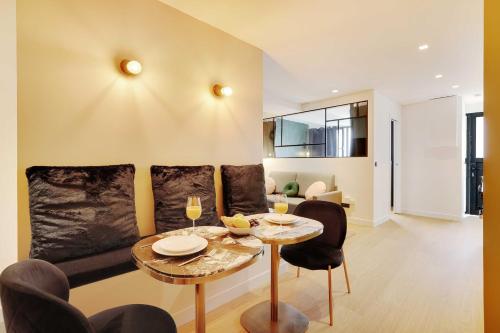 Modern Flat - 2BR-6P - Marais